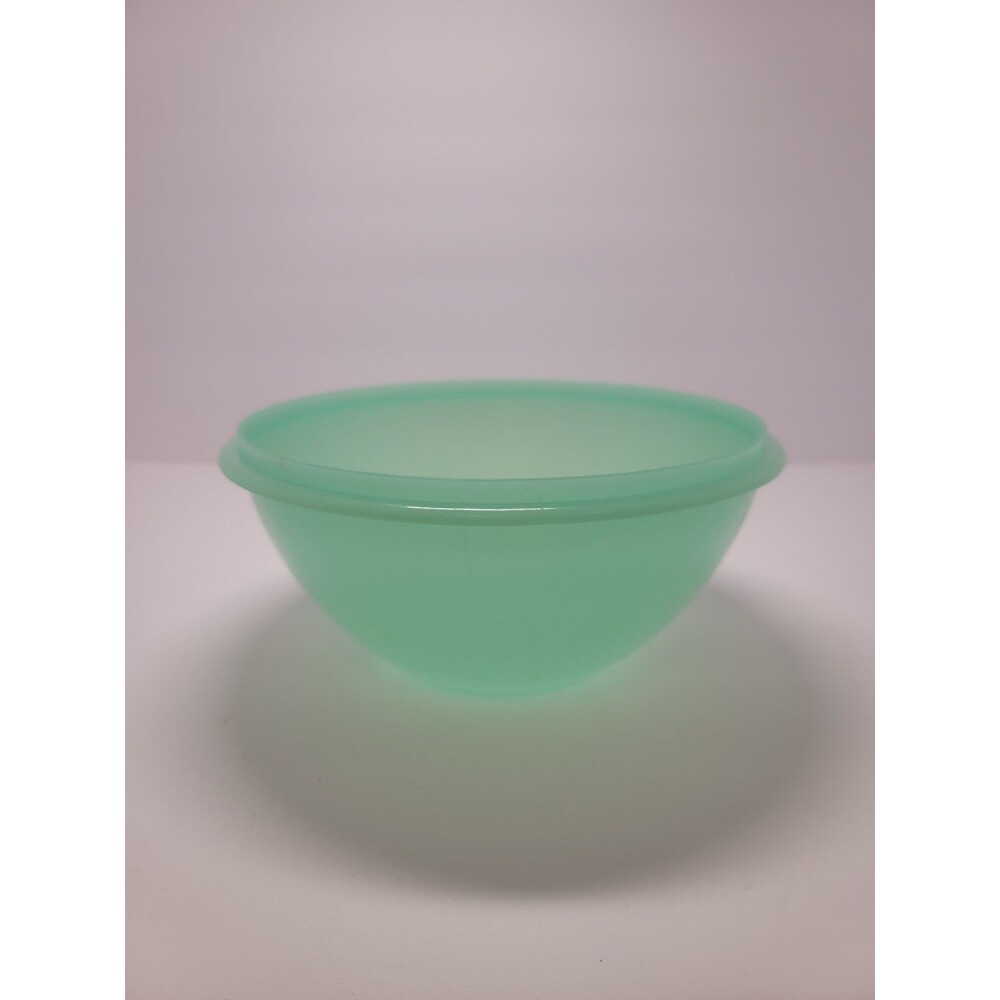 Tupperware Wonderlier 10.5 Cups Bowl No Lid 237-13